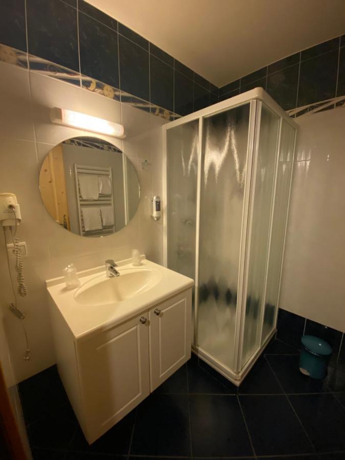 Hotel Le Schuss Châtel Zewnętrze zdjęcie