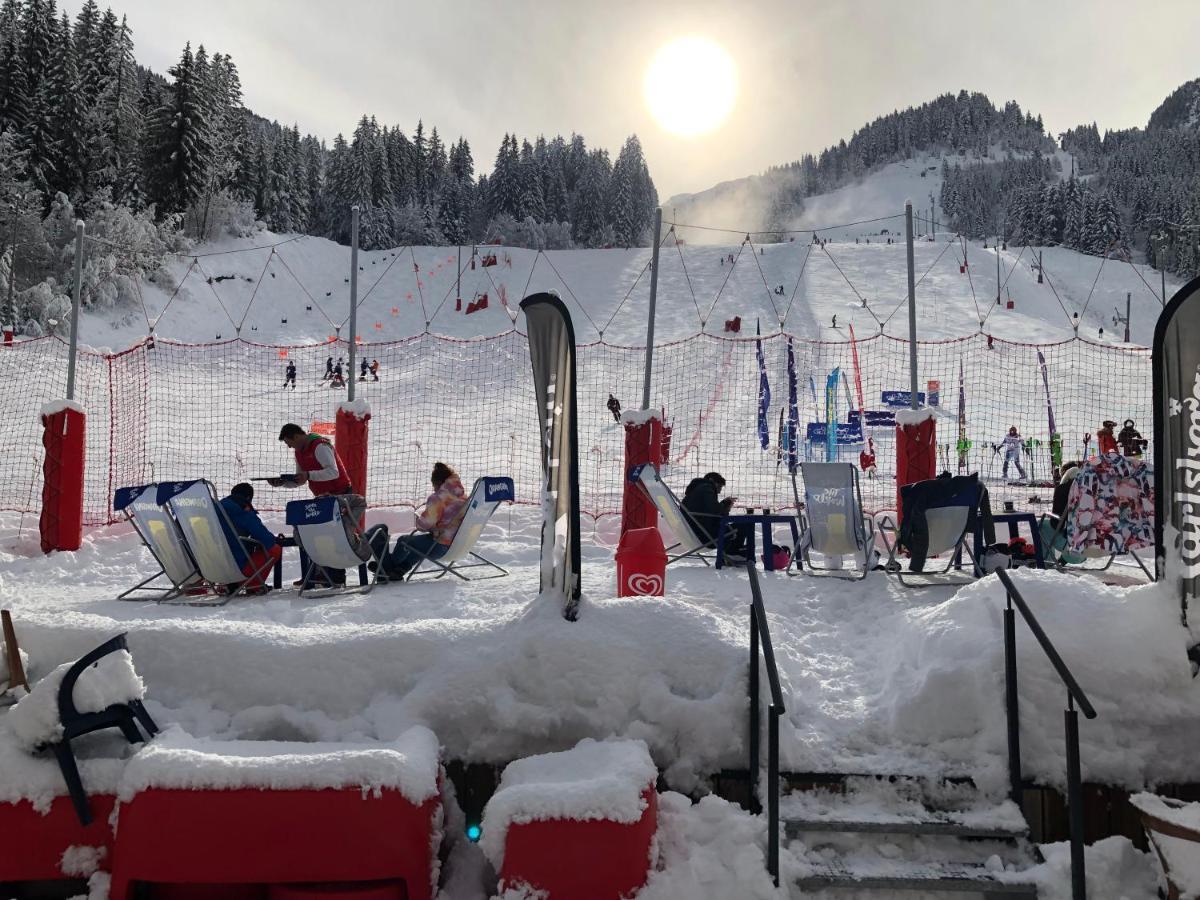 Hotel Le Schuss Châtel Zewnętrze zdjęcie