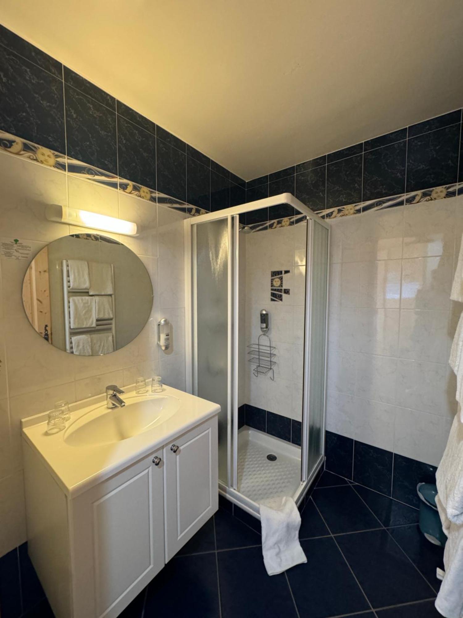 Hotel Le Schuss Châtel Zewnętrze zdjęcie